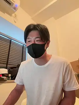 Snapshot of MTKIK chatting on 02.02.25 MTKIK online show from 02.02.25