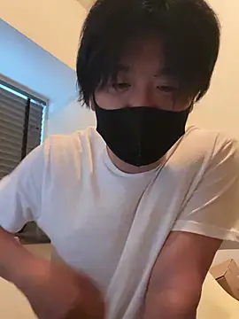 Snapshot of MTKIK chatting on 03.16.25 MTKIK online show from 03.16.25