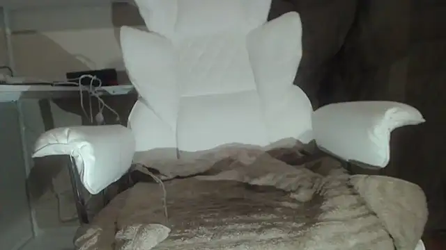 Snapshot of Tecsavy chatting on 02.17.26 Tecsavy online show from 02.17.26