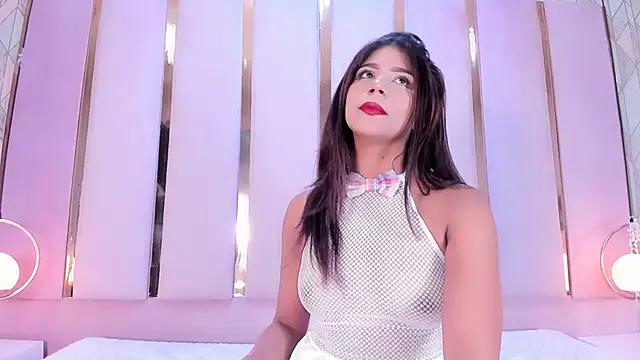 Snapshot of AlinaSweett chatting on 01.17.25 AlinaSweett online show from 01.17.25