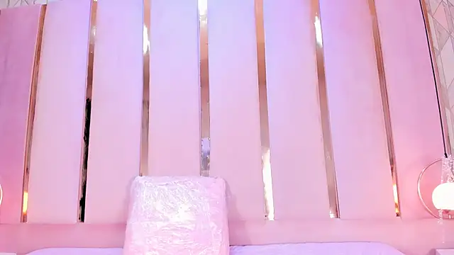 Snapshot of AlinaSweett chatting on 01.31.25 AlinaSweett online show from 01.31.25