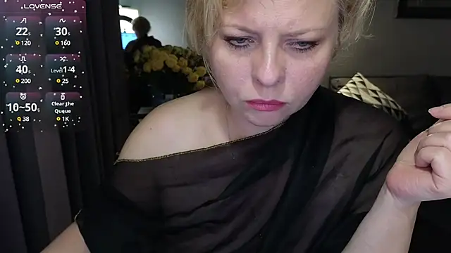 Snapshot of Gray_swann chatting on 02.19.25 Gray swann online show from 02.19.25