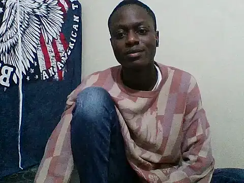 Snapshot of sexy4348 chatting on 10.31.25 sexy4348 online show from 10.31.25