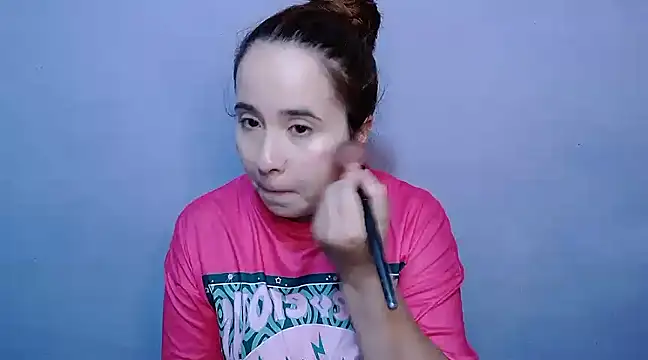 SubLayla01 online show from 01.13.25