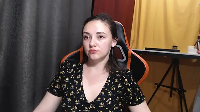 Snapshot of StacyMind chatting on 06.23.26 StacyMind online show from 06.23.26