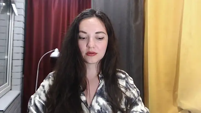 Snapshot of StacyMind chatting on 07.14.26 StacyMind online show from 07.14.26
