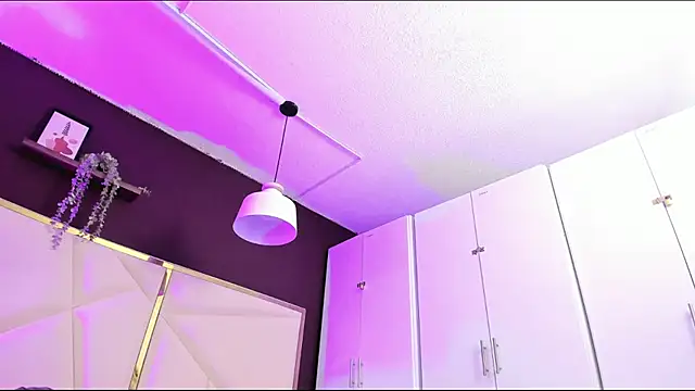 April bowie online show from 01.17.26