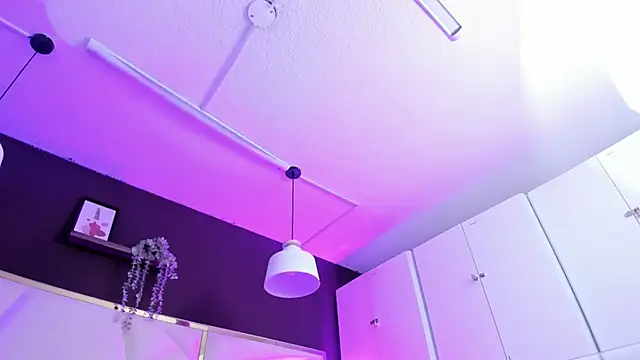 April bowie online show from 04.01.26