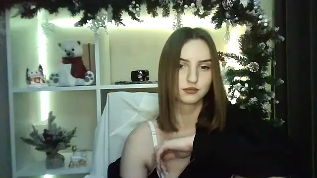Snapshot of X_Alisa chatting on 12.20.24 X Alisa online show from 12.20.24