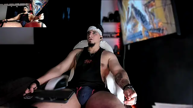 Snapshot of kingbear777 chatting on 12.03.24 kingbear777 online show from 12.03.24