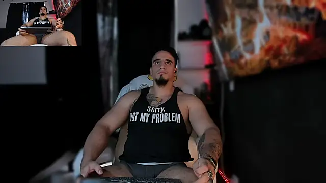 Snapshot of kingbear777 chatting on 01.31.25 kingbear777 online show from 01.31.25