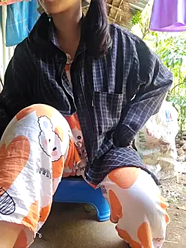 Snapshot of Suri_amabel chatting on 01.19.25 Suri amabel online show from 01.19.25