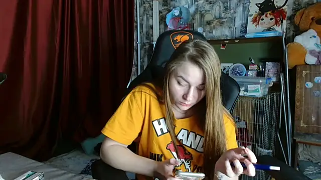 Snapshot of ElenaMaeer chatting on 02.22.25 ElenaMaeer online show from 02.22.25