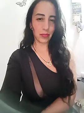 Snapshot of christine-x chatting on 02.12.26 christine-x online show from 02.12.26