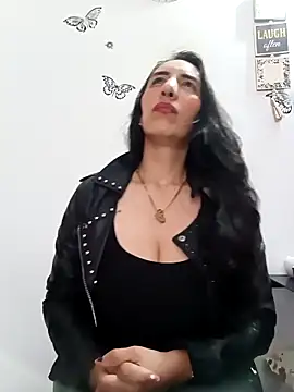 Snapshot of christine-x chatting on 02.27.26 christine-x online show from 02.27.26