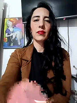 Snapshot of christine-x chatting on 03.10.26 christine-x online show from 03.10.26