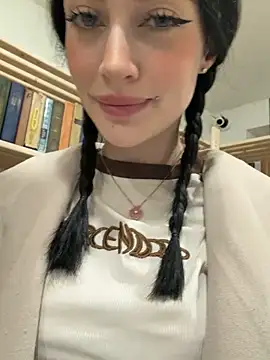 Melissa crazy online show from 04.23.26