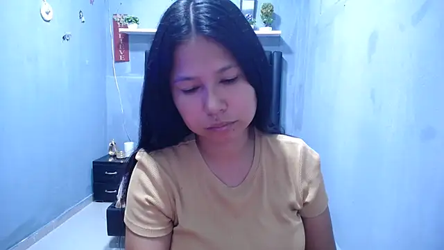 Snapshot of Letty_Plugxo chatting on 04.23.26 Letty Plugxo online show from 04.23.26