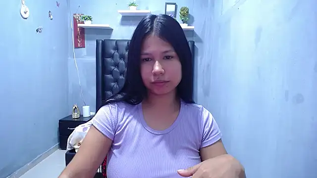 Snapshot of Letty_Plugxo chatting on 05.15.26 Letty Plugxo online show from 05.15.26