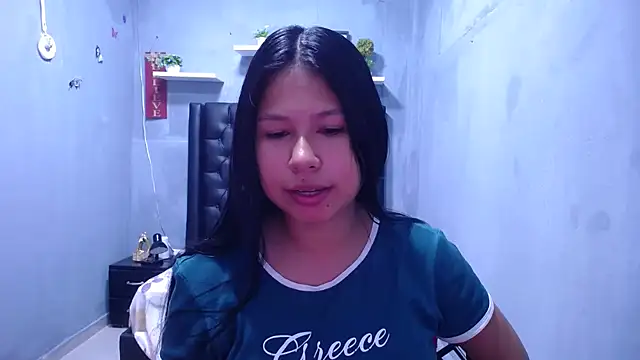 Snapshot of Letty_Plugxo chatting on 05.21.26 Letty Plugxo online show from 05.21.26