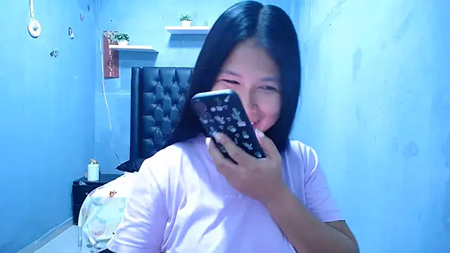 Snapshot of Letty_Plugxo chatting on 06.12.26 Letty Plugxo online show from 06.12.26