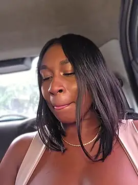 HanaThompson online show from 07.27.26