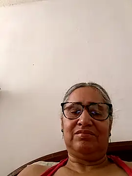  candi online show from 04.22.26