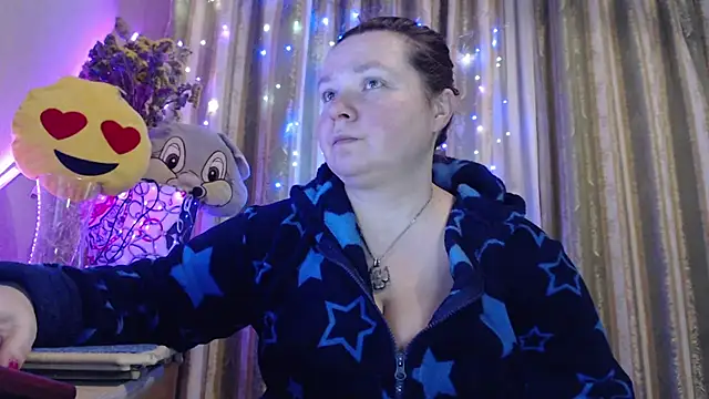 amorelara online show from 04.09.26