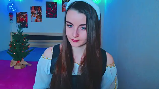 Miss Arwen online show from 12.23.24