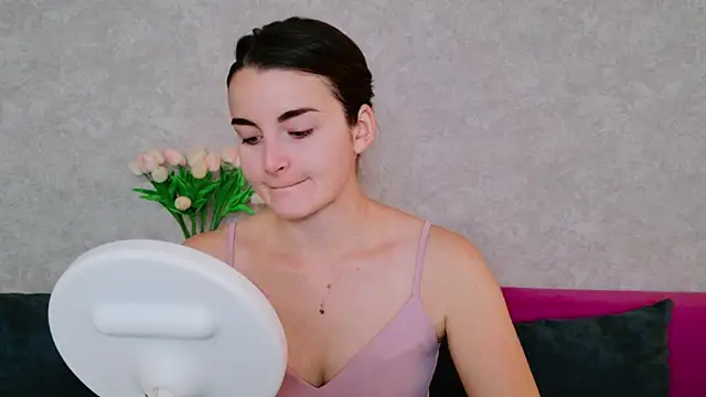 Miss Arwen online show from 09.16.25