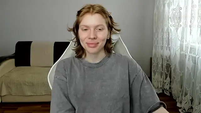 StellaDavis online show from 04.10.26