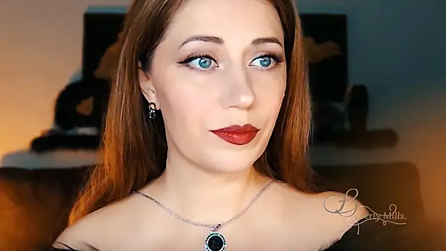 MissBeverlyMills online show from 10.09.25