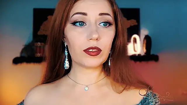 MissBeverlyMills online show from 11.29.25