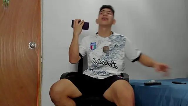 andrew rose  online show from 03.10.26