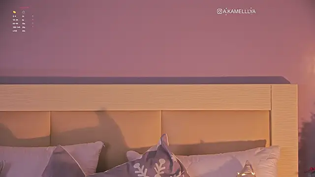 iKamelllya online show from 01.09.25