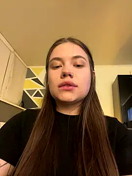 Snapshot of Vikki_toriya chatting on 09.26.25 Vikki toriya online show from 09.26.25