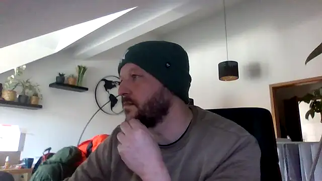 Snapshot of BennyLommy chatting on 03.13.26 BennyLommy online show from 03.13.26