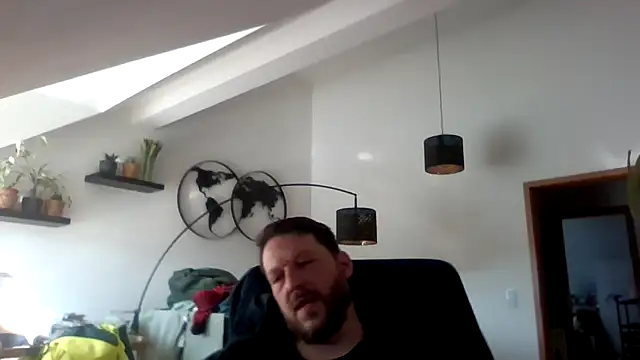 Snapshot of BennyLommy chatting on 03.19.26 BennyLommy online show from 03.19.26