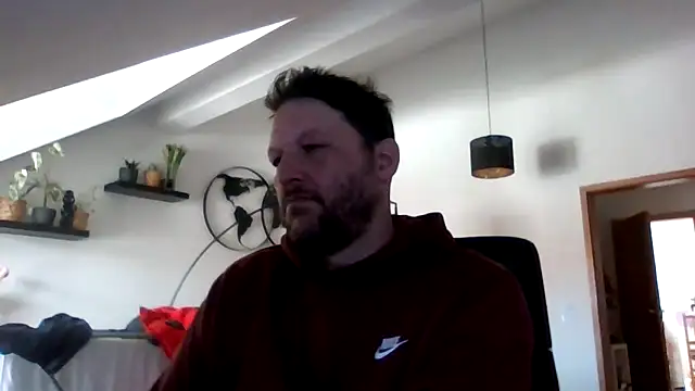 Snapshot of BennyLommy chatting on 04.29.26 BennyLommy online show from 04.29.26