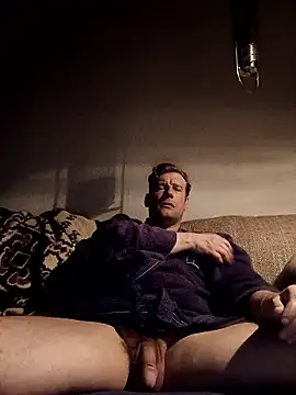 Snapshot of MArciQuarky chatting on 02.15.26 MArciQuarky online show from 02.15.26