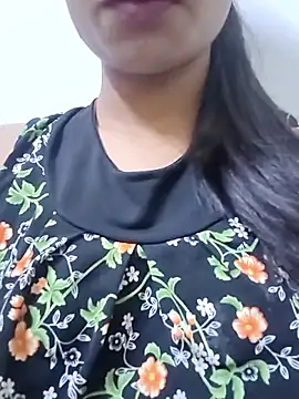 Snapshot of Sarita_7 chatting on 09.14.25 Sarita 7 online show from 09.14.25