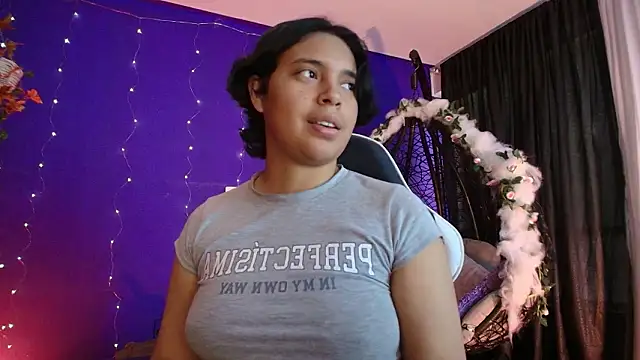 Emmapark  online show from 01.17.26