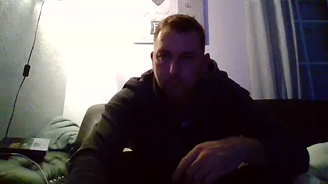 Snapshot of Au_plaisir_des_femmes chatting on 09.30.25 Au plaisir des femmes online show from 09.30.25