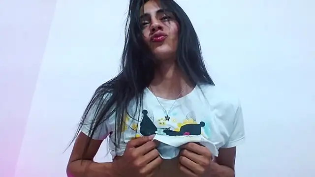 Snapshot of _princess_queen chatting on 01.13.26 princess queen online show from 01.13.26