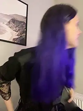 Erotic Synth Goddess online show from 01.27.25