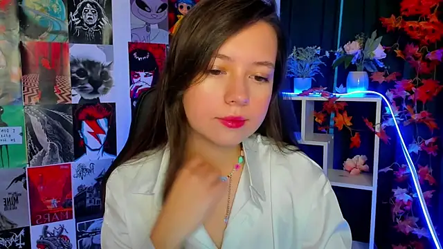 Snapshot of Lina_Brownie chatting on 12.04.24 Lina Brownie online show from 12.04.24