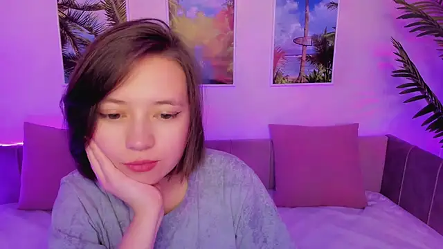 Snapshot of Lina_Brownie chatting on 01.18.25 Lina Brownie online show from 01.18.25