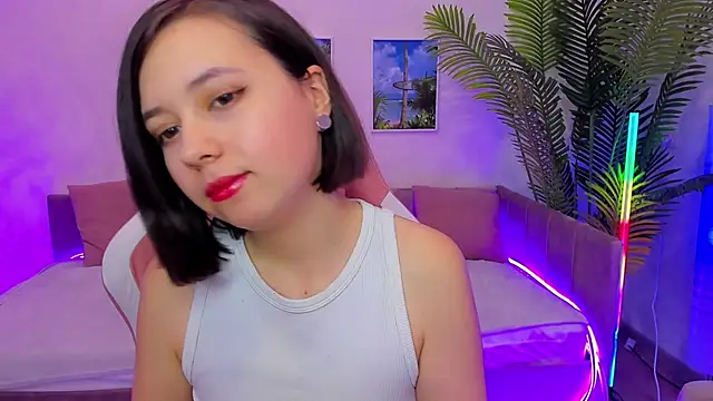 Snapshot of Lina_Brownie chatting on 02.05.25 Lina Brownie online show from 02.05.25