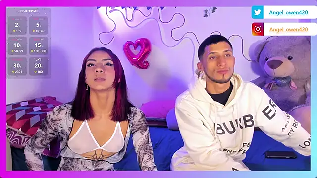 Snapshot of Angel_owen1 chatting on 12.03.24 Angel owen1 online show from 12.03.24