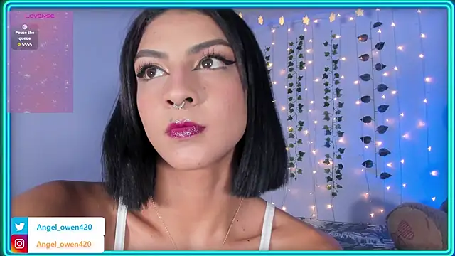 Snapshot of Angel_owen1 chatting on 01.03.25 Angel owen1 online show from 01.03.25